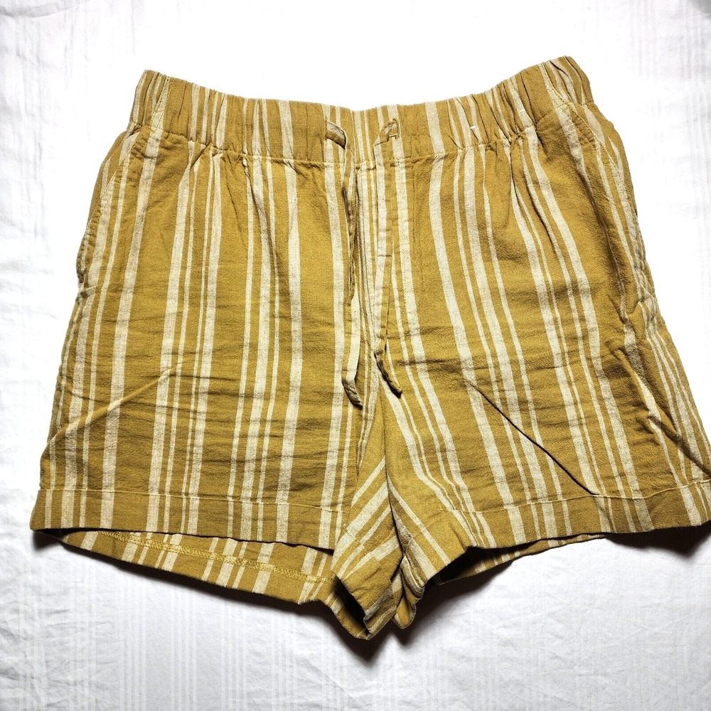 Uniqlo Mustard and Cream Striped High-Waist Women’s Shorts